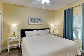 Crystal Shores by Southern Vacation Rentals
