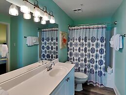 Crystal Shores by Southern Vacation Rentals