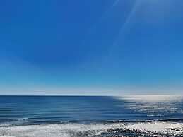 Crystal Shores by Southern Vacation Rentals