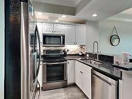 Crystal Shores by Southern Vacation Rentals