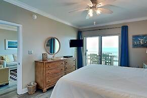 Crystal Shores by Southern Vacation Rentals