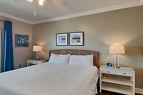 Crystal Shores by Southern Vacation Rentals