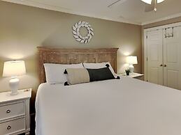 Crystal Dunes by Southern Vacation Rentals