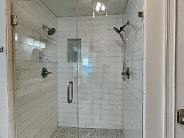 Crystal Dunes by Southern Vacation Rentals