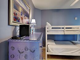 Emerald Dolphin by Southern Vacation Rentals