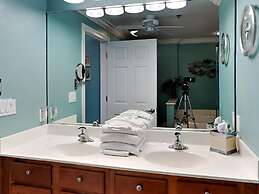 Emerald Dolphin by Southern Vacation Rentals