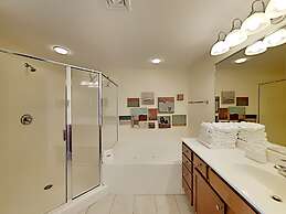 Emerald Dolphin by Southern Vacation Rentals