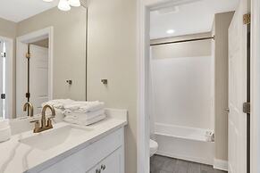 Emerald Dolphin by Southern Vacation Rentals