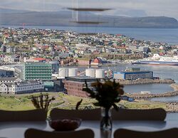 Sea & City View - Luxurious - Hiking