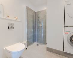 Sea & City View - Luxurious - Hiking