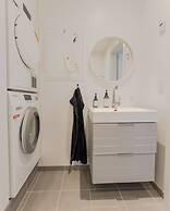 Sea & City View - Luxurious - Hiking