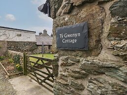 Ty Gwenyn