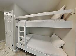 Grand Caribbean East by SVR