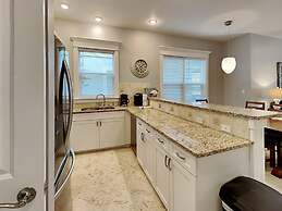 Miramar Beach Villas