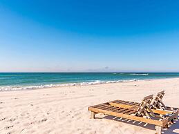 Ocean Breeze East by SVR