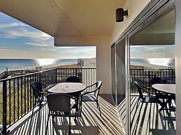 Ocean Breeze West by SVR