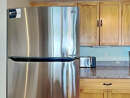 Ocean Breeze West by SVR