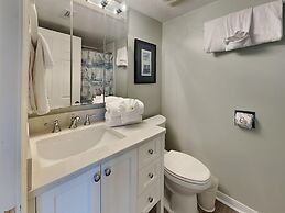 Ocean Breeze West by SVR