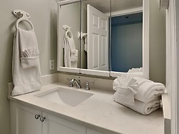 Ocean Breeze West by SVR