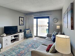 Ocean Breeze West by SVR