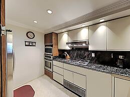 Regency Towers by Southern Vacation Rentals