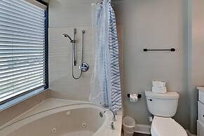 Palm Beach Club by Southern Vacation Rentals