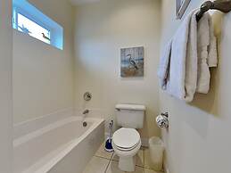 Pavilion Palms by SVR