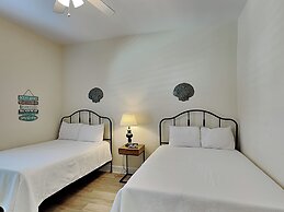 Pavilion Palms by SVR