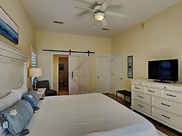 Pavilion Palms by SVR