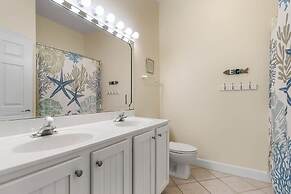 Pavilion Palms by SVR