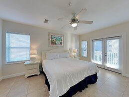 Pavilion Palms by SVR