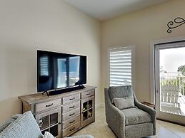 Pavilion Palms by SVR