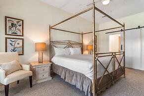 Pavilion Palms by SVR