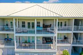 Pavilion Palms by SVR