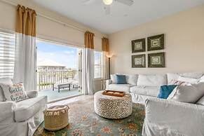 Pavilion Palms by SVR