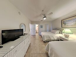 Pavilion Palms by SVR