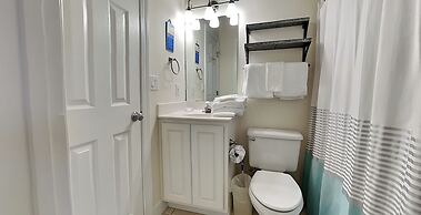 Pavilion Palms by SVR