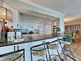 Sabine Yacht & Racquet by Southern Vacation Rentals