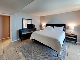 Sabine Yacht & Racquet by Southern Vacation Rentals