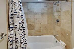 Sabine Yacht & Racquet by Southern Vacation Rentals