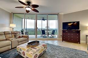 Santo Amaro by Southern Vacation Rentals