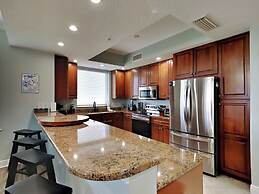 Santo Amaro by Southern Vacation Rentals