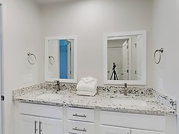 Sea Glass by Southern Vacation Rentals