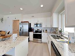 Sea Glass by Southern Vacation Rentals