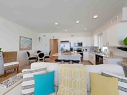 Sea Glass by Southern Vacation Rentals