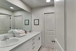 Sea Glass by Southern Vacation Rentals