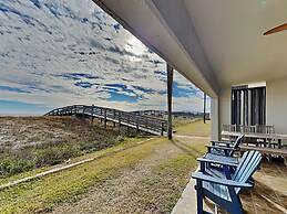 Shipwatch Surf & Yacht by Southern Vacation Rentals