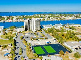 Shipwatch Surf & Yacht by Southern Vacation Rentals