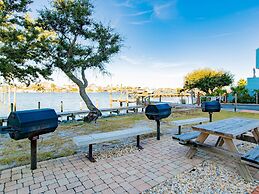 Shipwatch Surf & Yacht by Southern Vacation Rentals