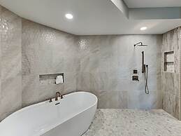 The Beach Club - Catalina Penthouse #2